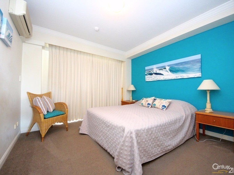 24-26 Queensland Avenue, Broadbeach QLD 4218