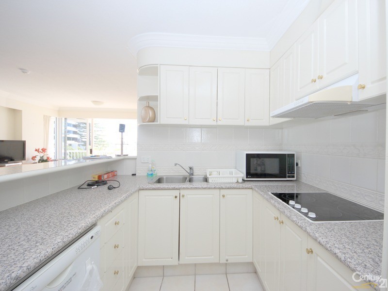 24-26 Queensland Avenue, Broadbeach QLD 4218