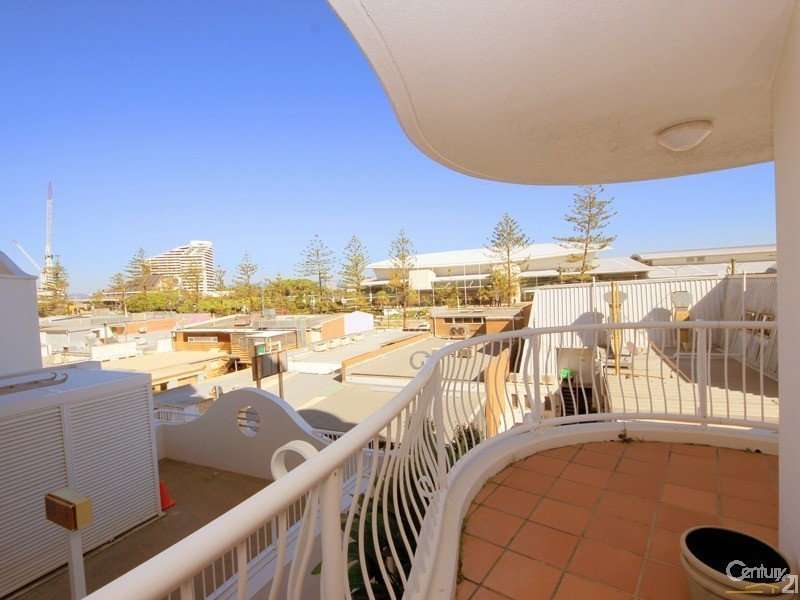24-26 Queensland Avenue, Broadbeach QLD 4218