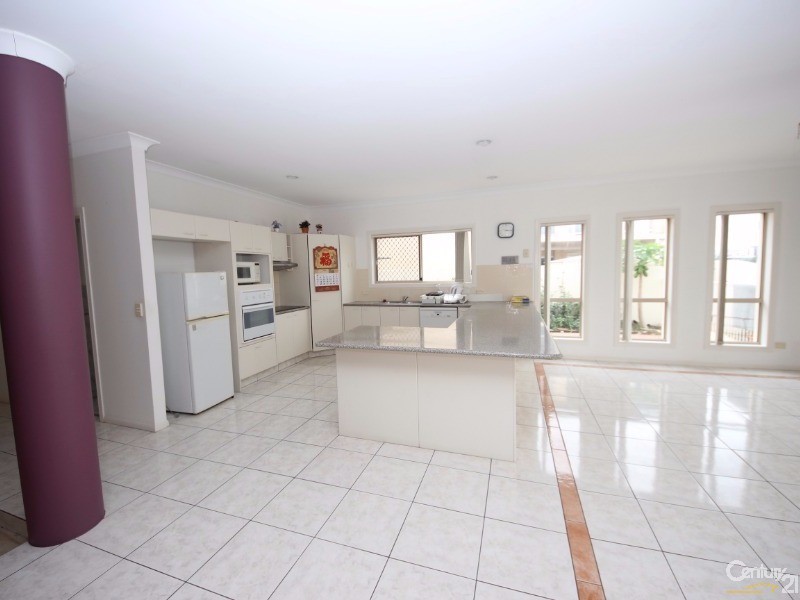 25 Northwestern Court, Varsity Lakes QLD 4227
