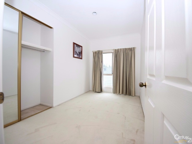 25 Northwestern Court, Varsity Lakes QLD 4227