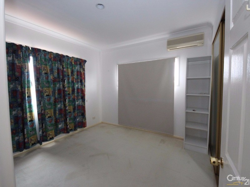 25 Northwestern Court, Varsity Lakes QLD 4227