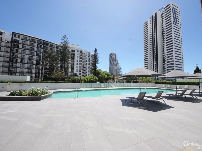 22 Surf Parade, Broadbeach QLD 4218