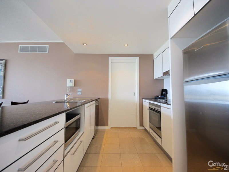 22 Surf Parade, Broadbeach QLD 4218