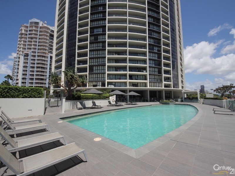 22 Surf Parade, Broadbeach QLD 4218