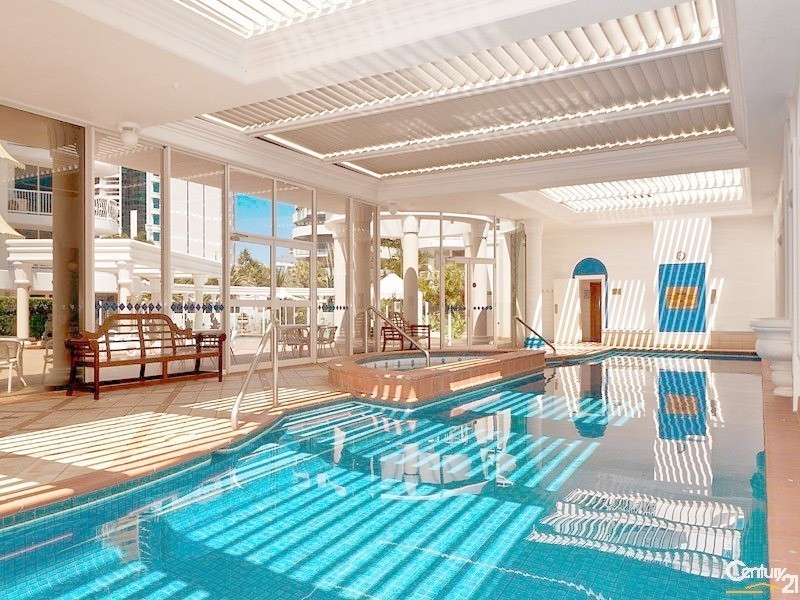 90 Surf Parade, Broadbeach QLD 4218