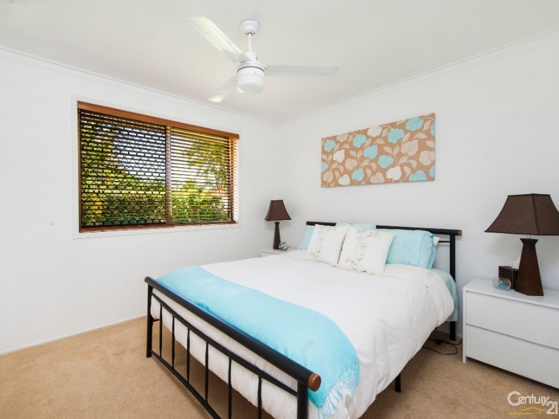 13A  Garden Grove ,, Carrara QLD 4211