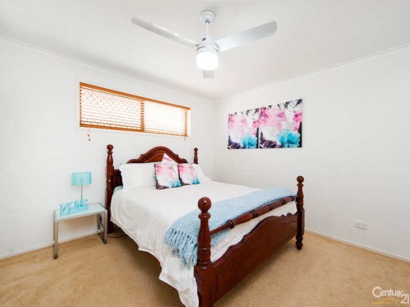 13A  Garden Grove ,, Carrara QLD 4211