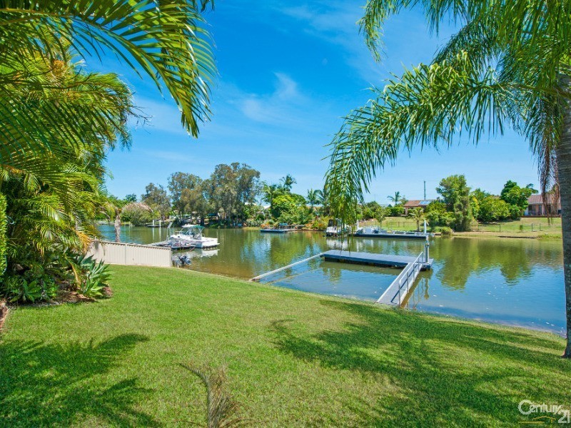 13A  Garden Grove ,, Carrara QLD 4211