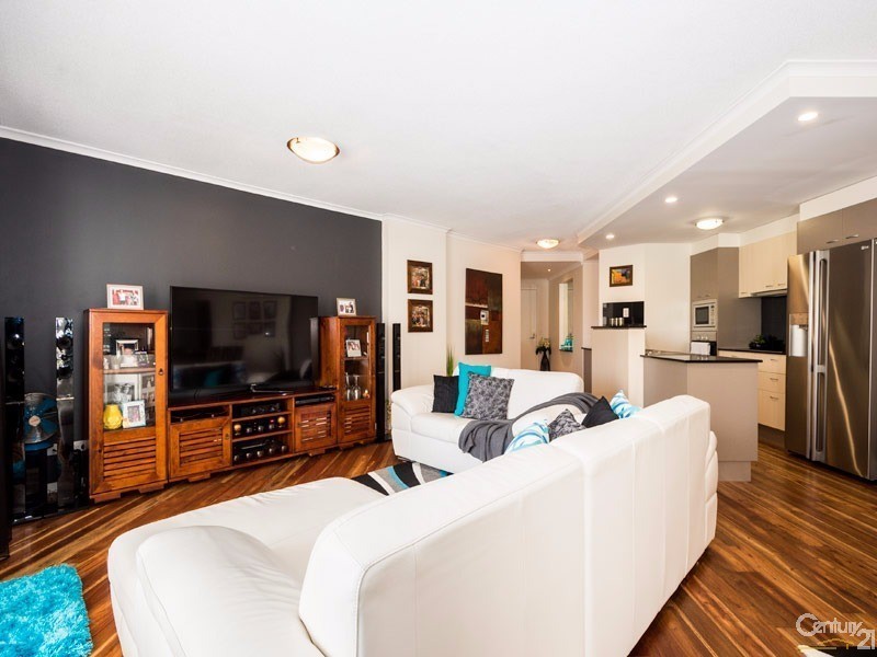 271/21 Cypress Ave, Surfers Paradise QLD 4217