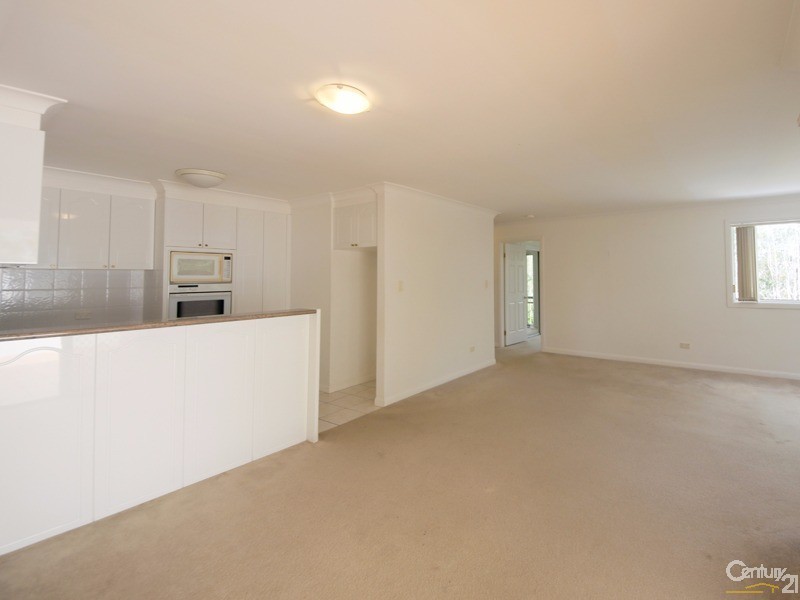 100 Cotlew Street East, Southport QLD 4215