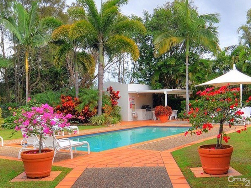100 Cotlew Street East, Southport QLD 4215