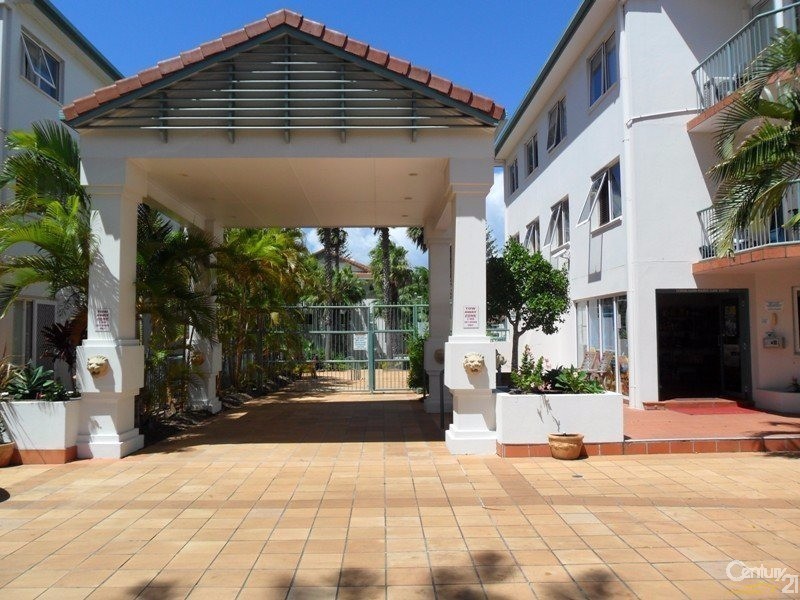 32 Grande Florida, 7 Redondo Avenue, Miami QLD 4220
