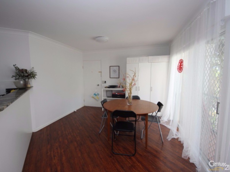 32 Grande Florida, 7 Redondo Avenue, Miami QLD 4220