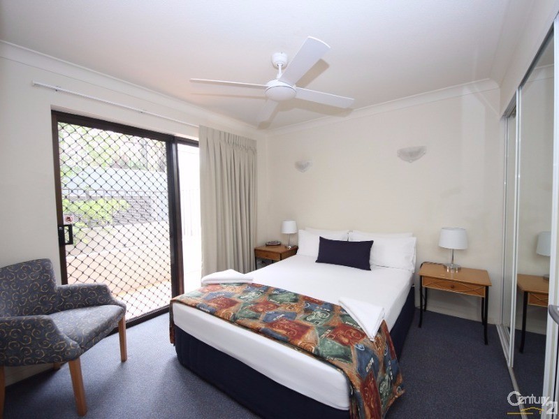 5 Fourth Ave, Burleigh Heads QLD 4220