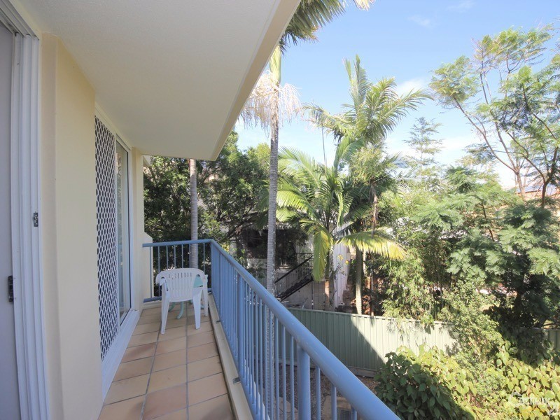 10 Alexandra Avenue, Mermaid Beach QLD 4218