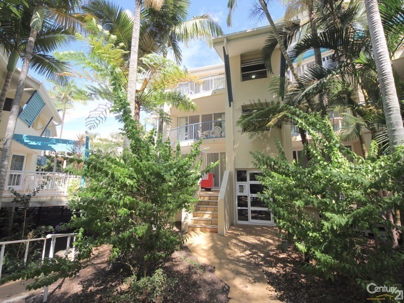 10 Alexandra Avenue, Mermaid Beach QLD 4218