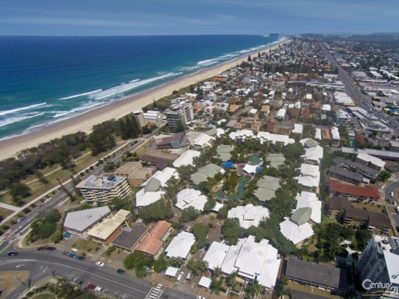 10 Alexandra Avenue, Mermaid Beach QLD 4218