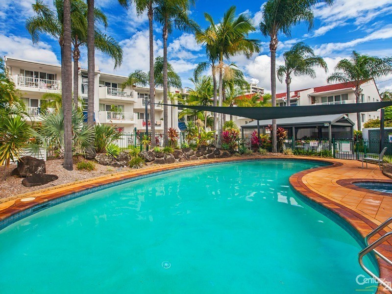 17 Genoa Street, Surfers Paradise QLD 4217