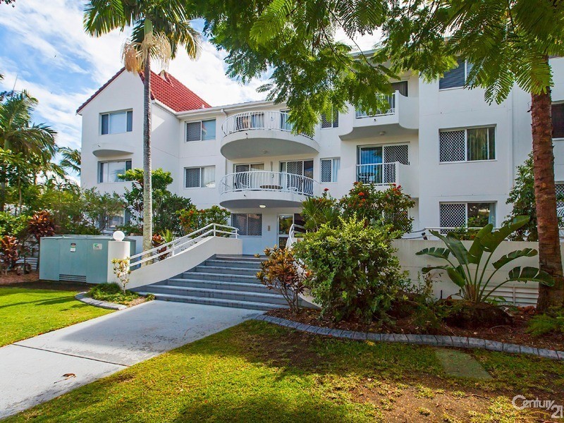 17 Genoa Street, Surfers Paradise QLD 4217