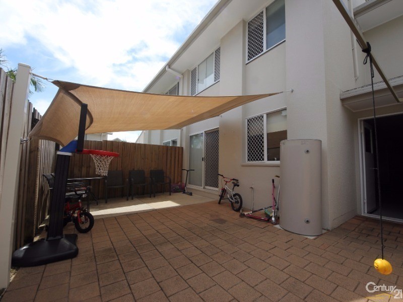 82/300 Cottesloe Drive, Mermaid Waters QLD 4218
