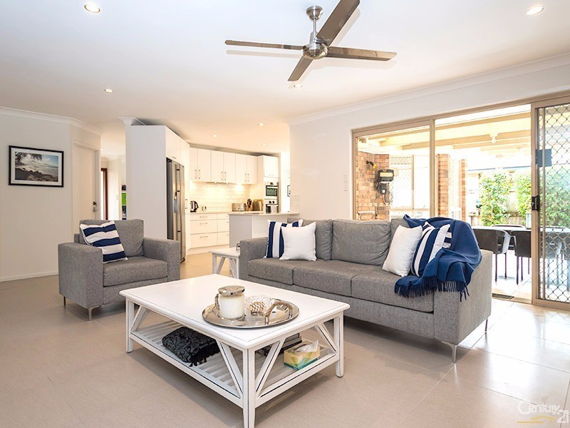 52 Thorngate Drive, Robina QLD 4226