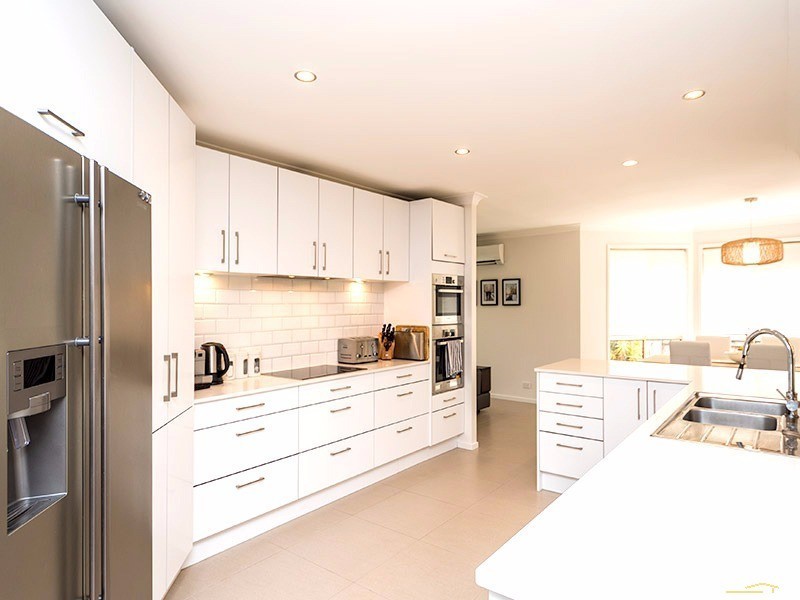 52 Thorngate Drive, Robina QLD 4226