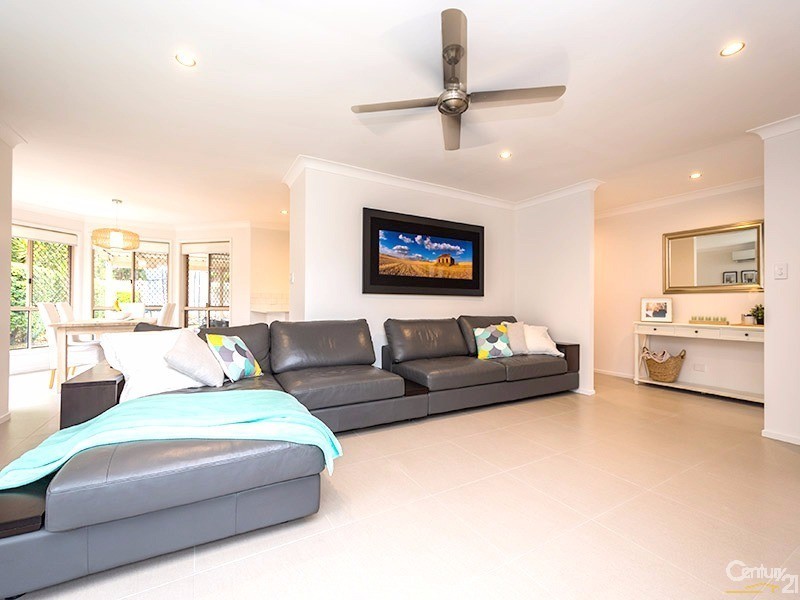 52 Thorngate Drive, Robina QLD 4226