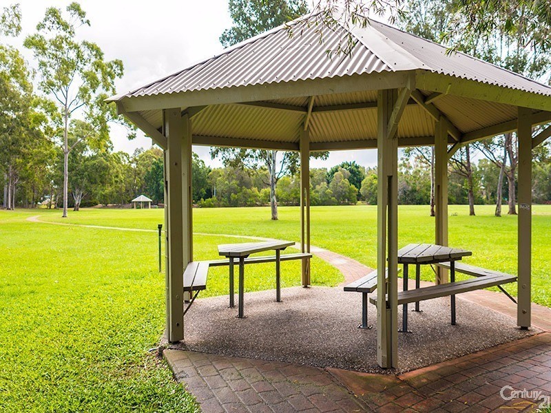 52 Thorngate Drive, Robina QLD 4226