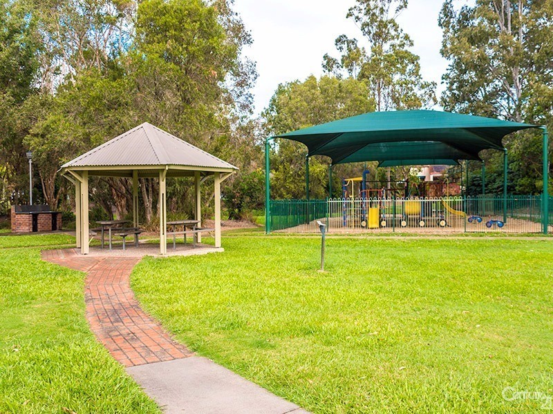 52 Thorngate Drive, Robina QLD 4226