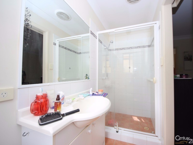 56 Serafina Drive, Helensvale QLD 4212