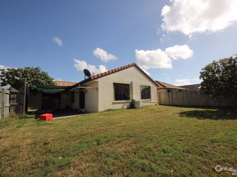 56 Serafina Drive, Helensvale QLD 4212