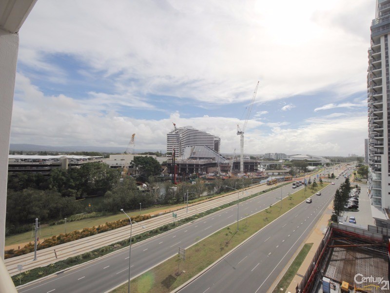 42-44 Surf Parade, Broadbeach QLD 4218