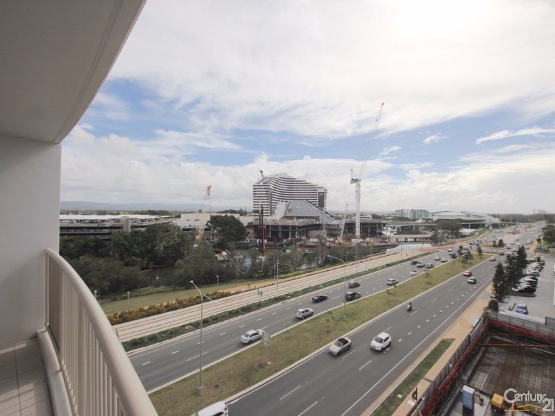 42-44 Surf Parade, Broadbeach QLD 4218