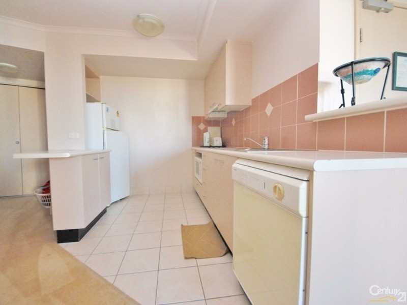 505/30 Surf Parade, Broadbeach QLD 4218