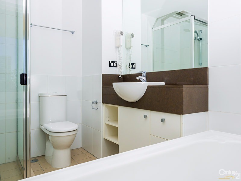 7/2685 Gold Coast Highway, Broadbeach QLD 4218