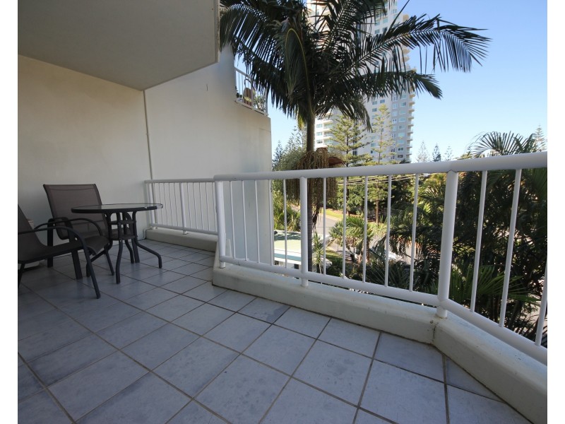 10/13-15 Anne Avenue, Broadbeach QLD 4218