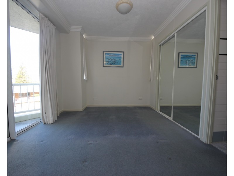 10/13-15 Anne Avenue, Broadbeach QLD 4218