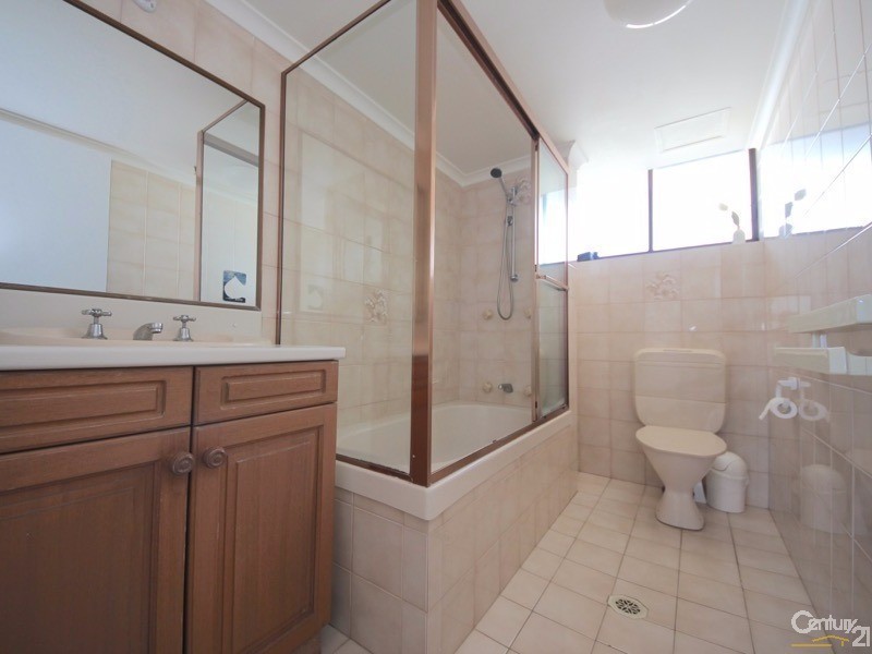 9E/1 Albert Avenue, Broadbeach QLD 4218