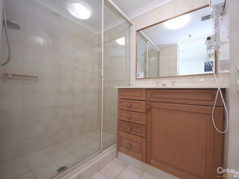 9E/1 Albert Avenue, Broadbeach QLD 4218