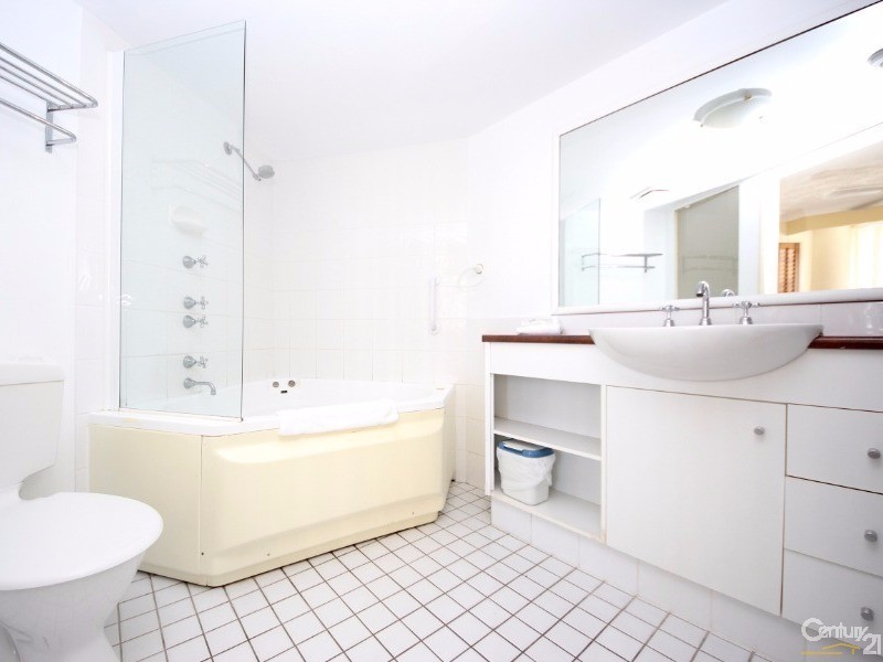 210 Surf Parade, Surfers Paradise QLD 4217