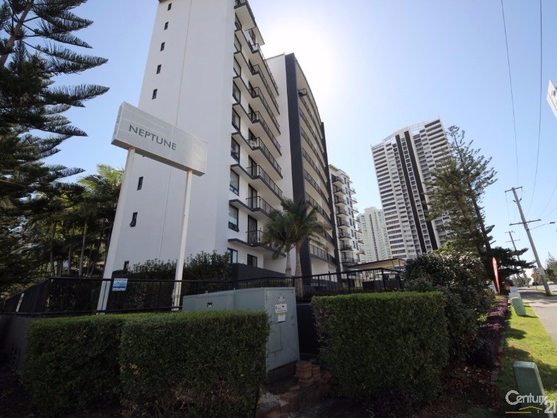 30  Surf Parade, Broadbeach QLD 4218