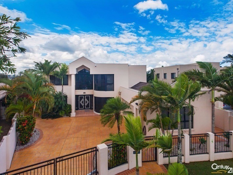 3 Northwestern Court, Varsity Lakes QLD 4227