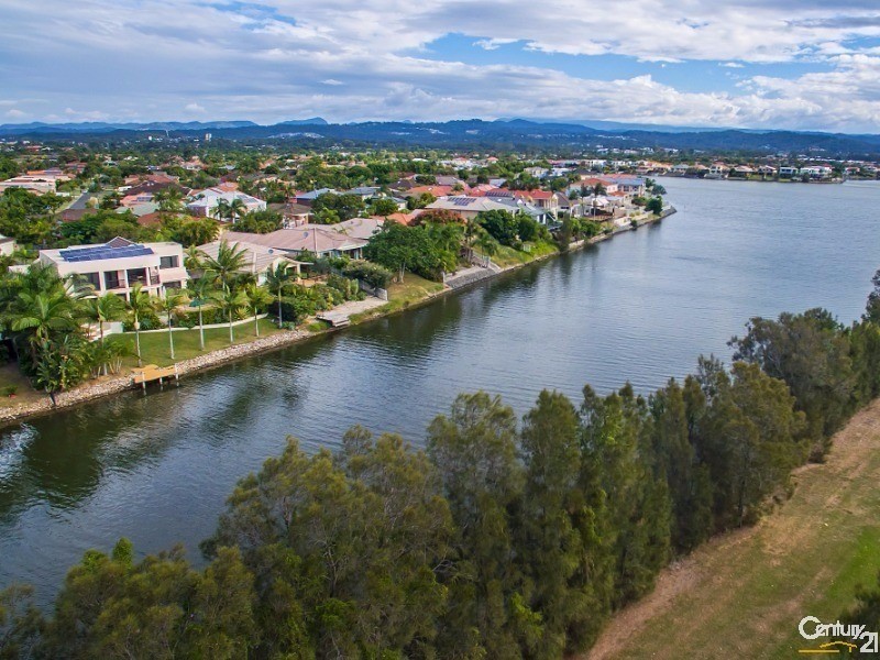 3 Northwestern Court, Varsity Lakes QLD 4227