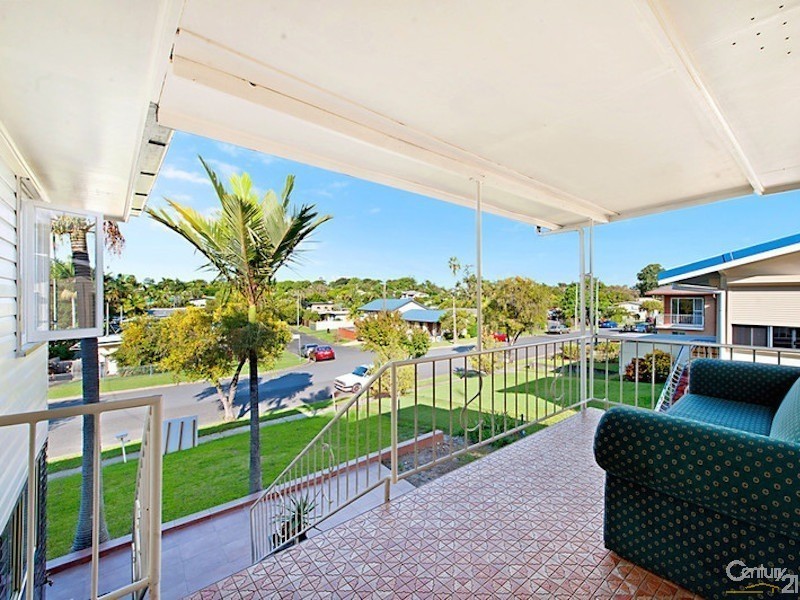 34 Geoffrey Avenue, Southport QLD 4215