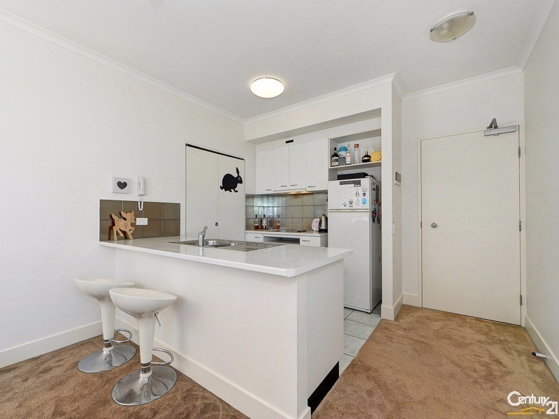G05/30 Surf Parade, Broadbeach QLD 4218
