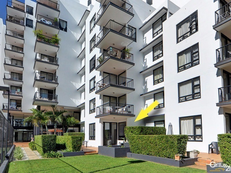 G05/30 Surf Parade, Broadbeach QLD 4218