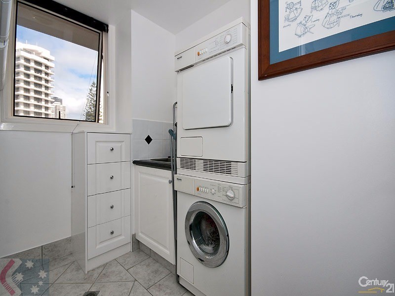 3 Ocean Park, Old Burleigh Road, Broadbeach QLD 4218