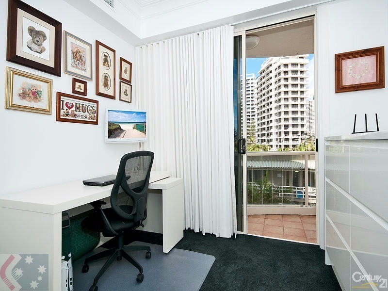 3 Ocean Park, Old Burleigh Road, Broadbeach QLD 4218