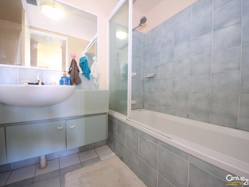 10 Alexandra Avenue, Mermaid Beach QLD 4218